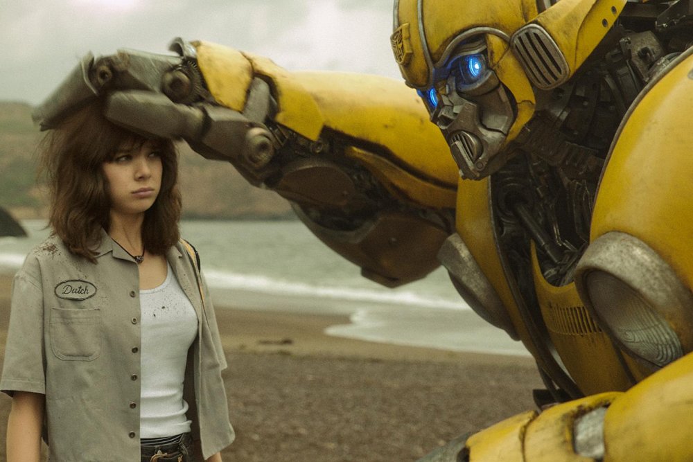 Bumblebee review: the Transformers are better without the Bayhem ...