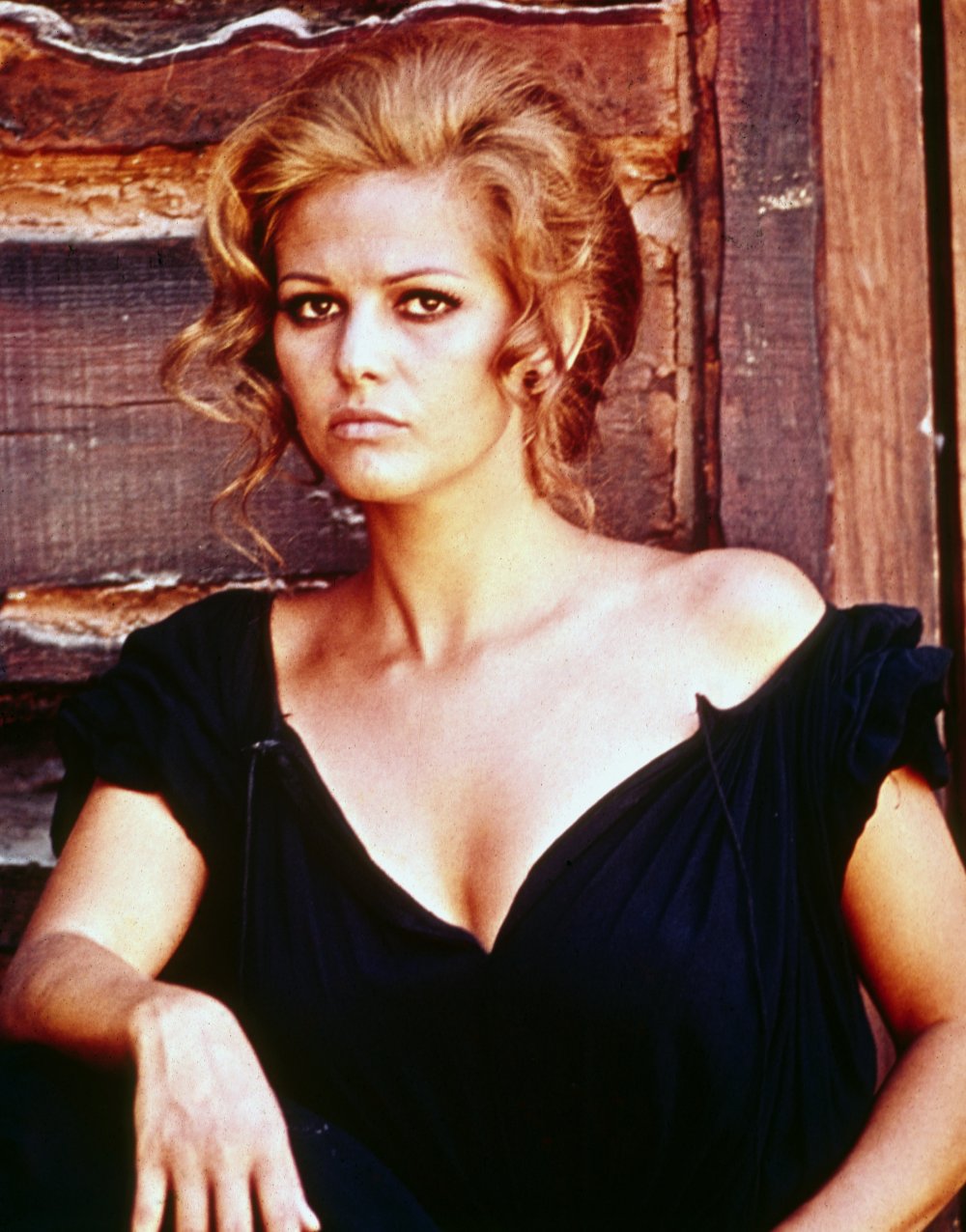 once-upon-a-time-in-the-west-1968-007-claudia-cardinale-medium-shot-bfi-00o-23h.jpg?itok=YZcDeJa3